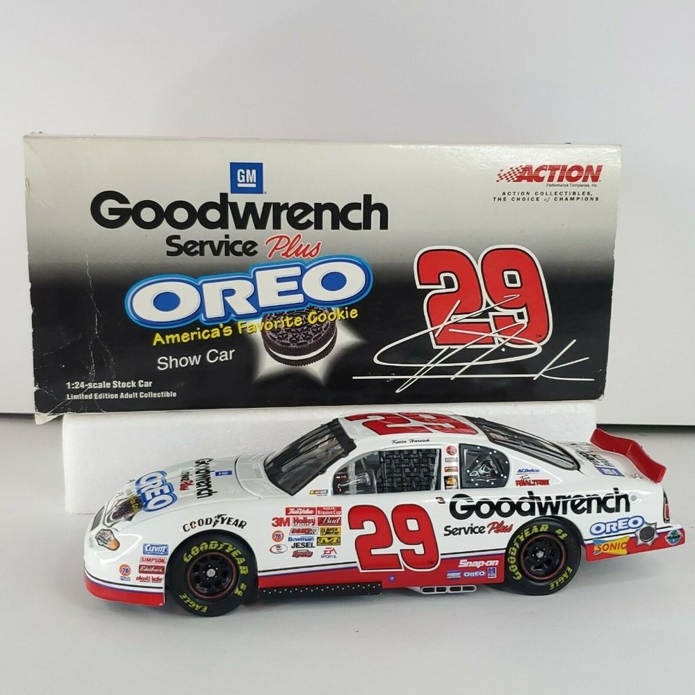 Kevin Harvick OREO Show Car #29 GM Goodwrench Service Plus 2001 Monte Carlo 1:24